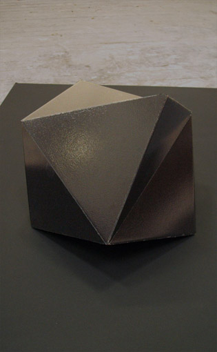 unTILED 4 (black) ©Xavier Modoux 2006